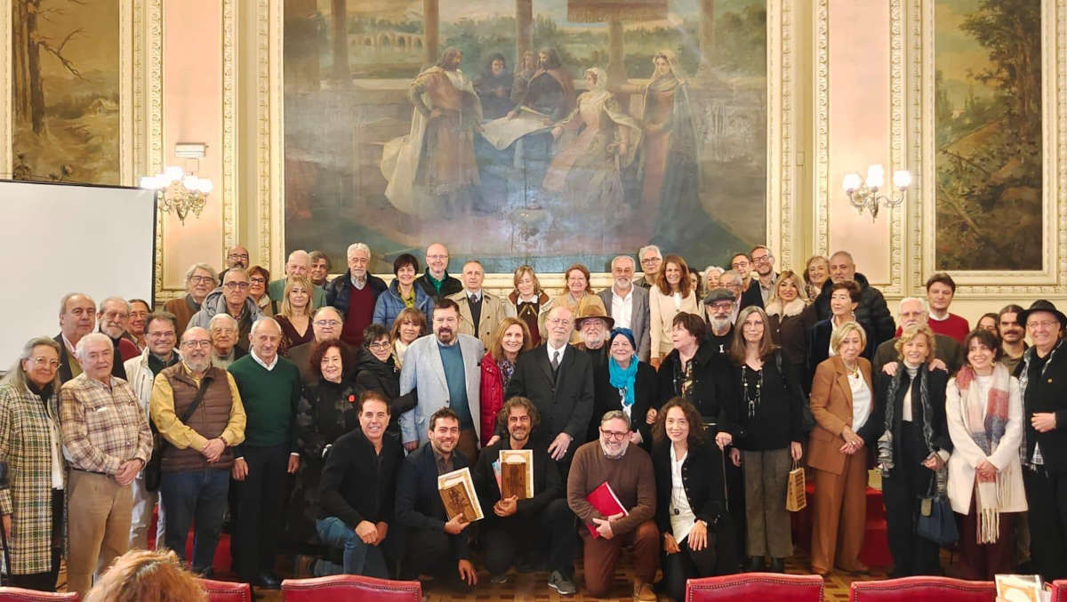 Foto de todos los asistentes