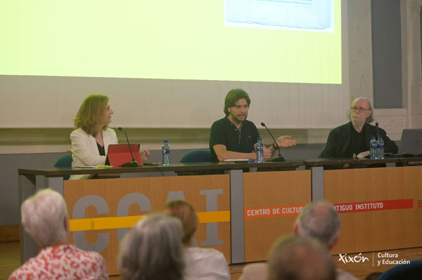 Durante la conferencia