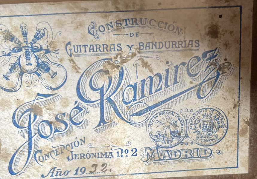 Etiqueta de la bandurria
